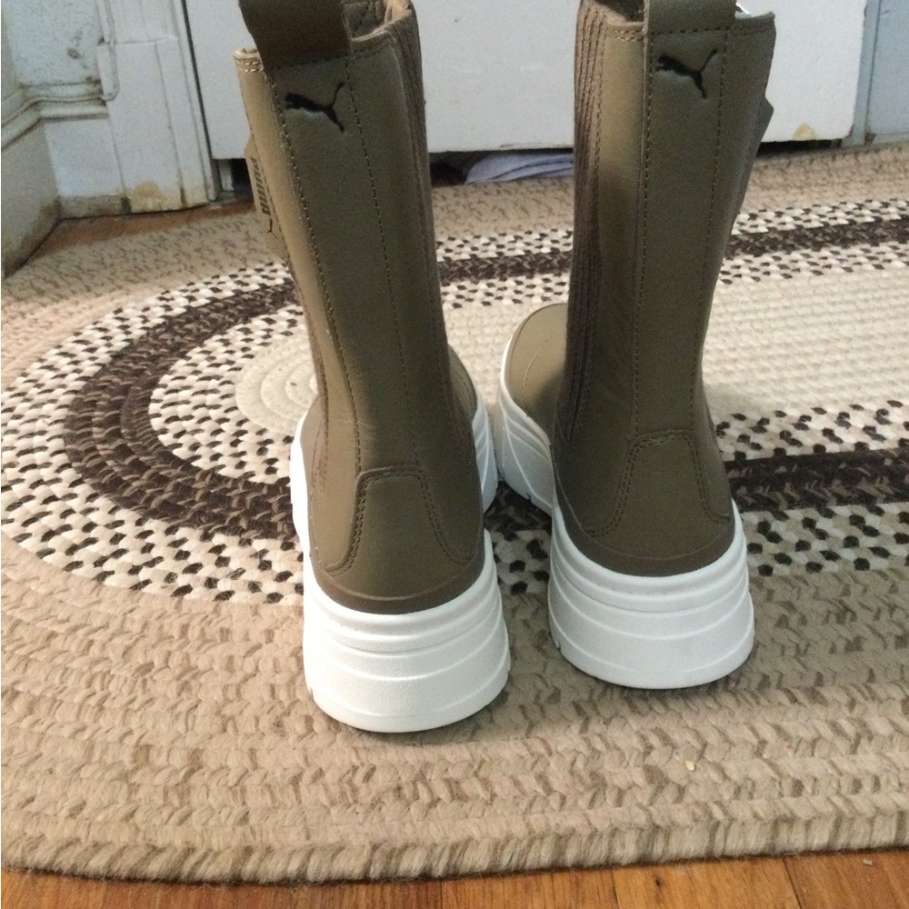 Puma Mayze Stack Chelsea Boot - Picture 7 of 10